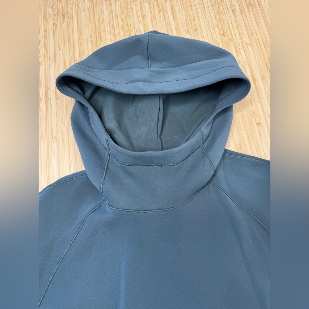 Lululemon AirWrap Pullover Hoodie - Picture 3 of 12
